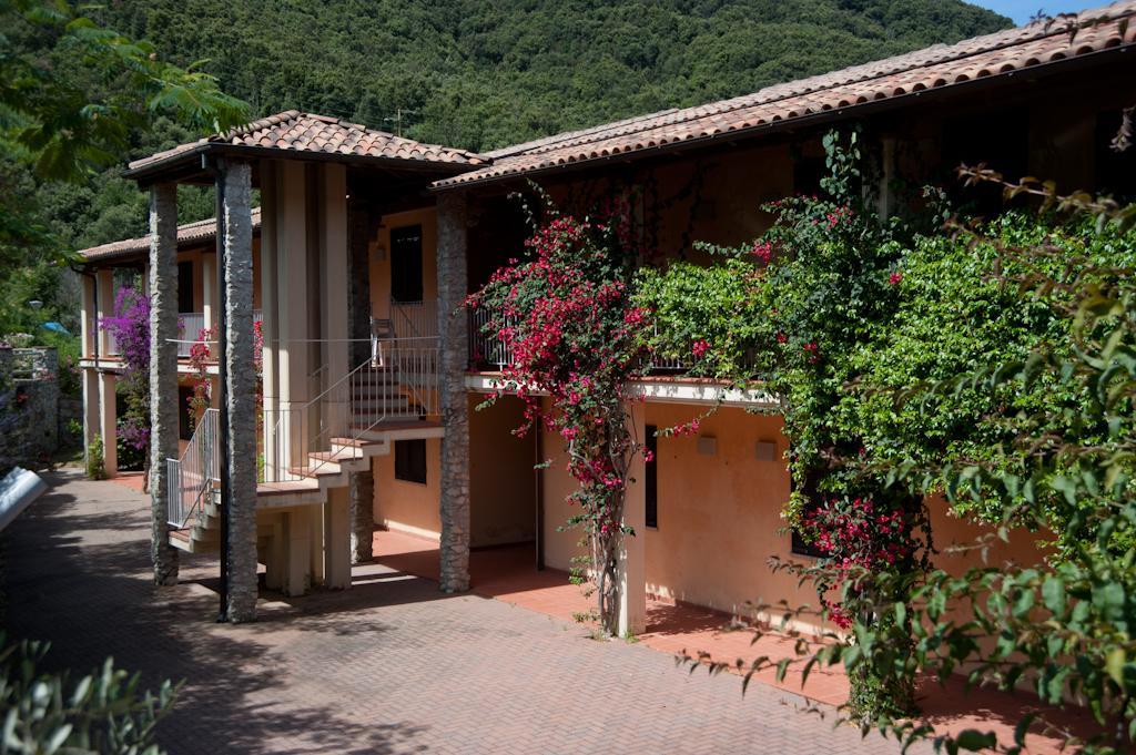 Nisportino Domus Aparthotel Nisporto Exterior foto